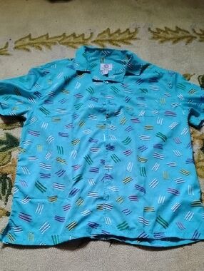 Casual Button-Down Shirt - Turquoise with Multicolor Pattern